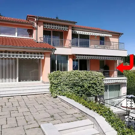 Apartments In Villa Azra Rijeka Exterior photo